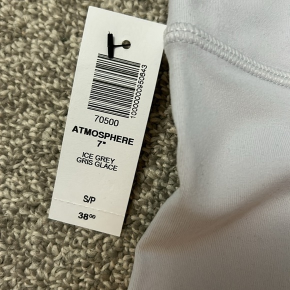 TNA Atmosphere 7” Shorts Ice Grey - Picture 2 of 3